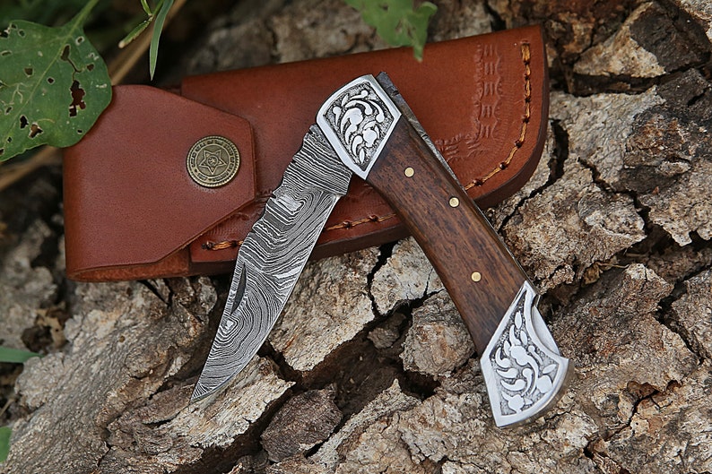 Damascus Folding Knife with Leather cover | Best Camping Knife