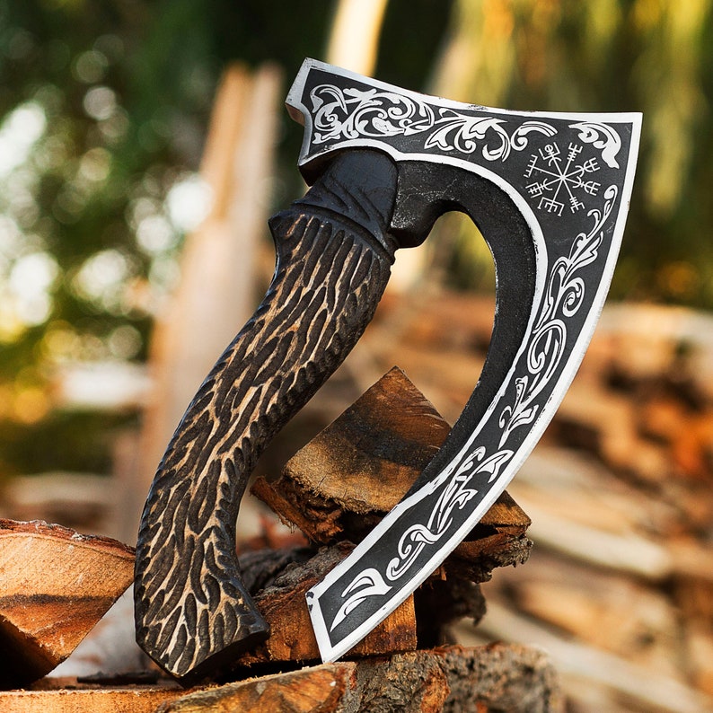 Engraved Royal pizza Axe with leather cover | Best wedding Gifts