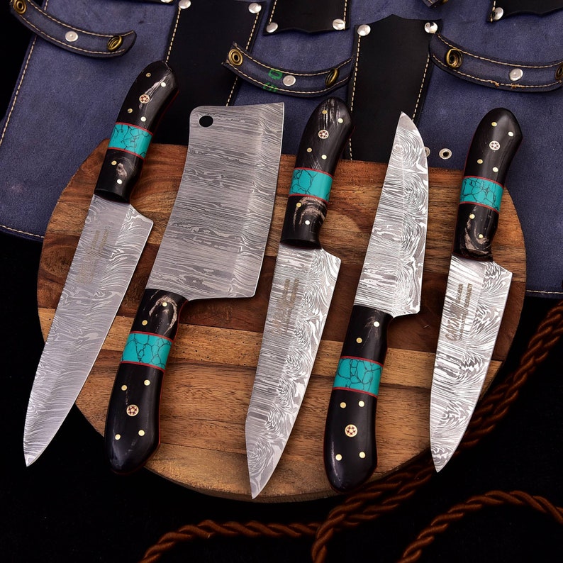 Damascus Kitchen Knives Set with High Quality Steel | Perfect Gift for loved ones