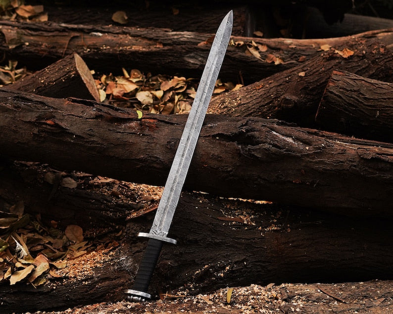 Beautiful Custom Handmade Damascus Steel Sword  with Leather cover